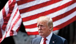 Trump zgjeron ndalimet e hyrjeve në SHBA