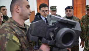 Forcat e Armatosura pajisen me sistemet Javelin