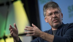 John Giannandrea po largohet nga Apple