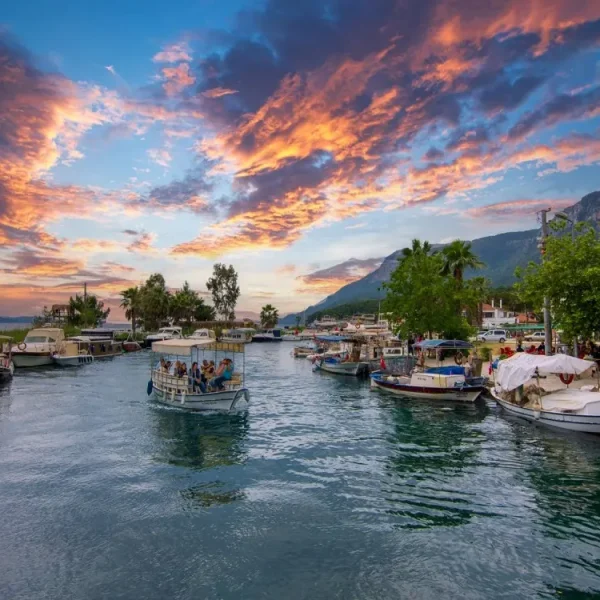 Poeti që shpëtoi një fshat mesdhetar nga betonizimi