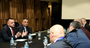 Kosova dhe BeH dakordohen të eksplorojnë mundësitë për bashkëpunim ushtarak