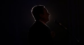 Autoritarizmi diskursiv i LVV-së: kur gjuha zëvendëson politikat