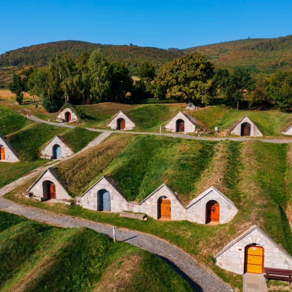 Tokaj, rajoni i fshehur evropian për adhuruesit e ushqimit dhe verës