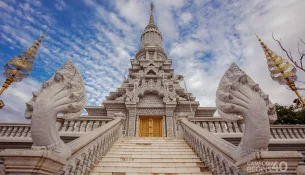 Oudong, ish-kryeqyteti i harruar i Kamboxhias që po ri zbulohet