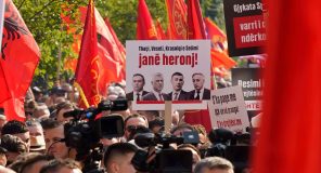 Shtatë dëshmi, gjashtë protesta në mbrojtje të ish-krerëve të UÇK-së