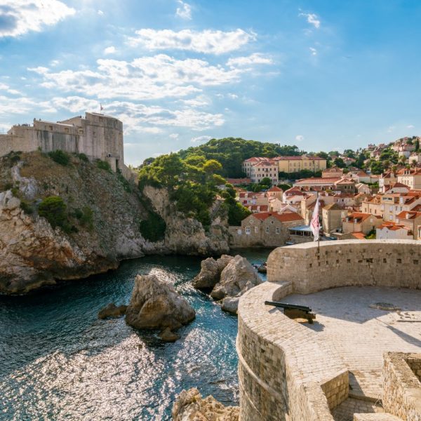 Destinacionet më të pëlqyera të udhëtimit të frymëzuara nga filmat dhe serialet për 2026