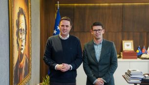 LDK-ja prezanton aderimin e Astrit Deskut