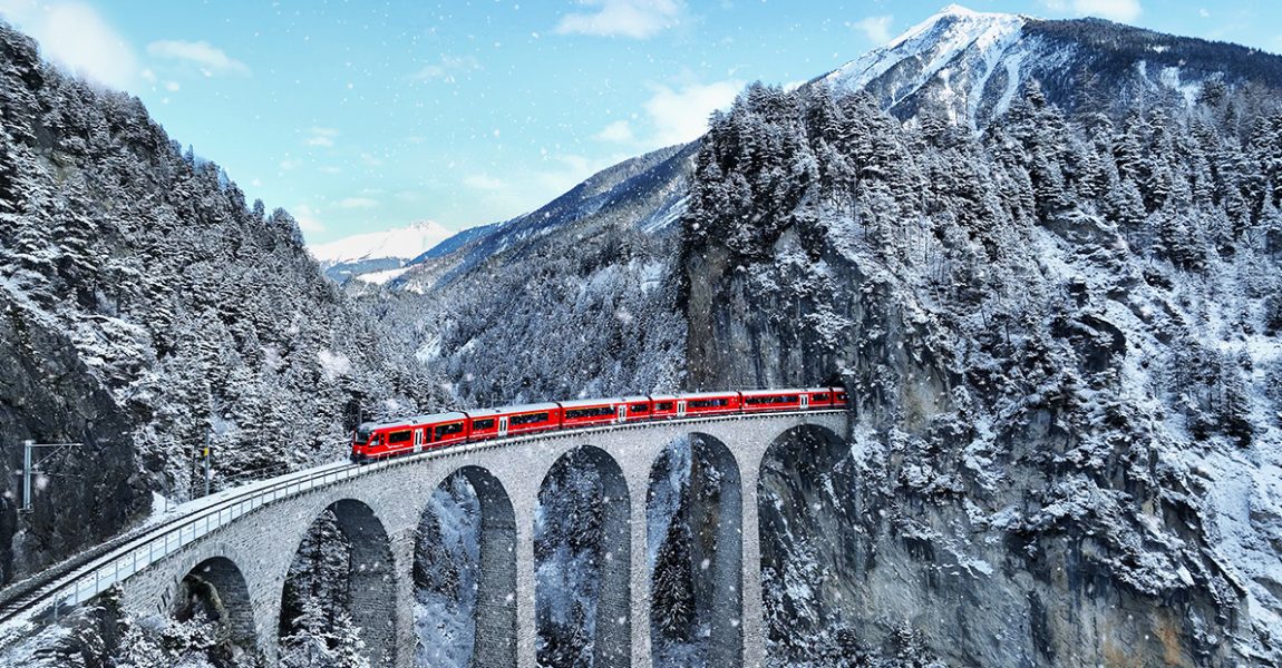 Glacier Express: Treni panoramë që kalon nëpër Alpet Zvicerane