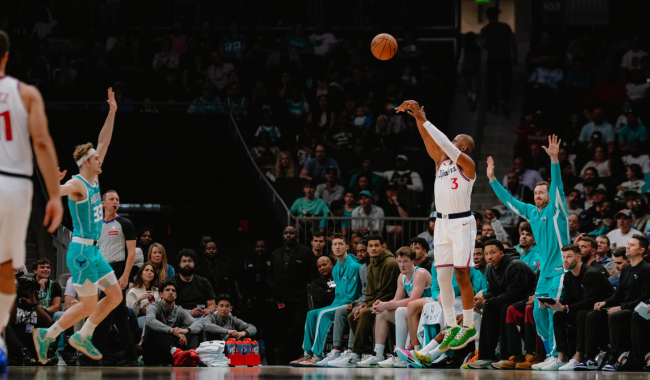 Lëvizja befasuese e natës