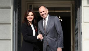 Delimiti detar me Greqinë kthehet në tryezën e diplomacisë