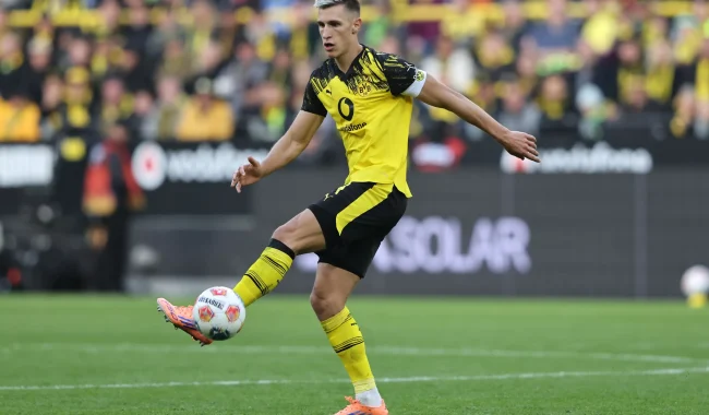 Dortmundi ofron pagë rekord për Schlotterbeck