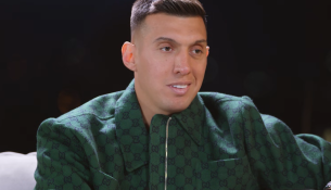 Punonte shërbyes për të luajtur futboll: Historia e dhimbshme që formoi yllin Myrto Uzuni