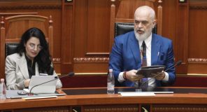 Rama tregon arsyen pse nuk e shkarkon Ballukun