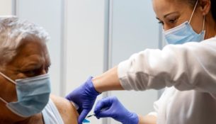 OBSH thotë se lloji i ri i gripit po ushtron presion të madh mbi kujdesin shëndetësor në të gjithë Evropën