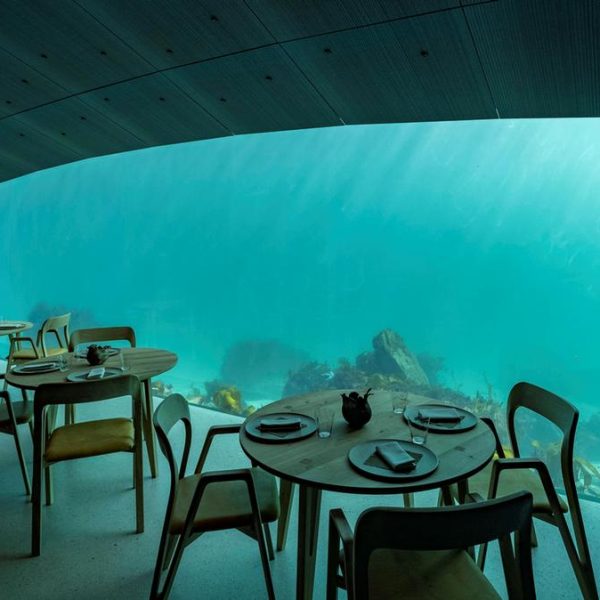 “Under” – restoranti i parë nën ujë në Evropë