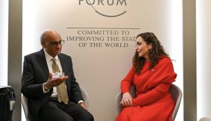 Osmani propozon liberalizim të plotë vizash me Singaporin