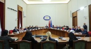 Konferenca e Kryetarëve mblidhet për ‘Territorialen’, PD zhvendos çështjen te Balluku