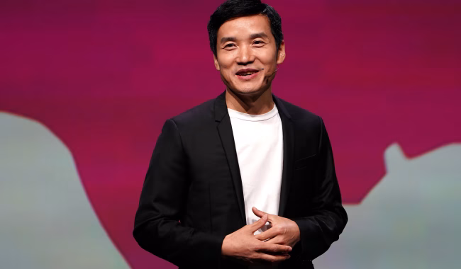 CEO i OnePlus, Pete Lau, nën hetim në Taiwan