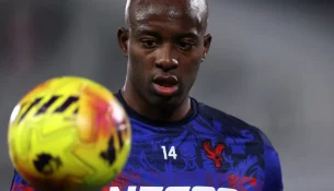 Nuk e lejuan të largohej, Jean-Philippe Mateta ‘kërcënon’ Crystal Palace