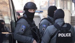 Ndalohen dy persona të dyshuar për mashtrim me një pronë në Veternik