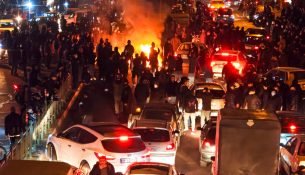 Irani shtyn ekzekutimin e protestuesit Erfan Soltani