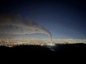 Shqipëria mes përmbytjeve, ngricave dhe një zjarri në zemër të Tiranës
