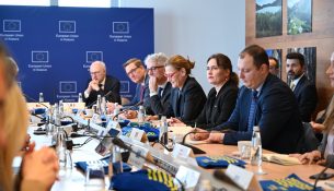 Ambasadorët e BE-së me kërkesa për Kurtin