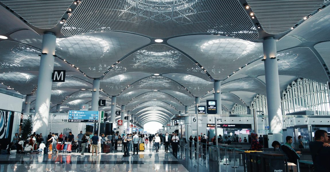 Linjat ajrore dhe aeroportet më të përpikta në botë për vitin 2025