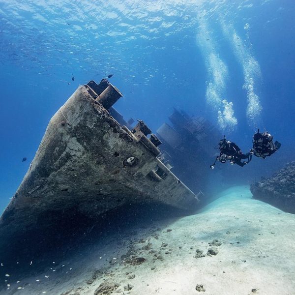 Mbi 300 anije të mbytura fshehin historinë nën ujërat e Bermudës