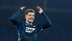 Interes nga Stambolli për Fisnik Asllanin