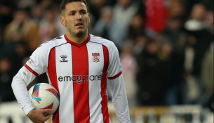 Rey Manaj rikthehet në Turqi