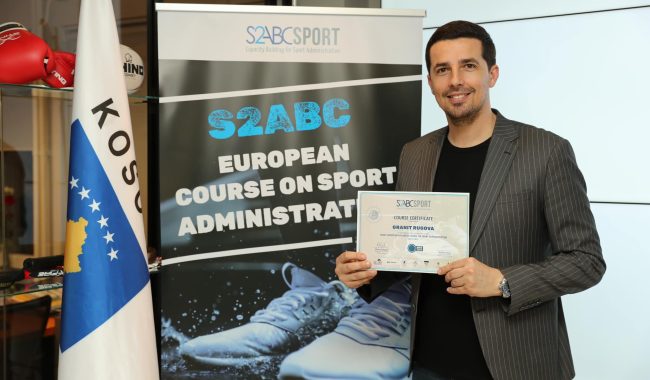 Rugova gati të drejtojë KB Prishtinën