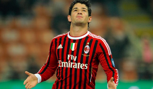 Pato gati të blejë klubin anglez