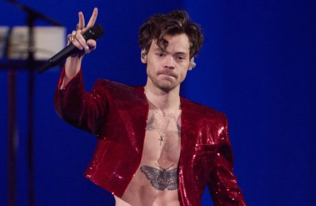 Harry Styles tregon pse u gjend në Vatikan gjatë zgjedhjes së Papës Leo XIV