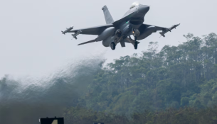 Tajvani shfaq reagimin e shpejtë të avionëve F-16 mes tensioneve me Kinën