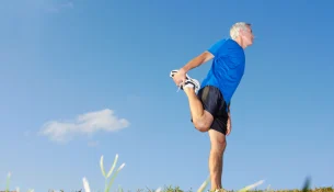 Përfitimet befasuese të qëndrimit në një këmbë