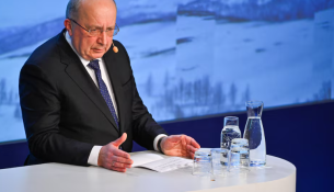 Komisioneri evropian thotë se pushtimi ushtarak i Groenlandës nga SHBA-të do të ishte fundi i NATO-s