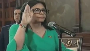 Rodríguez betohet si presidente e përkohshme e Venezuelës