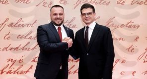 Vengu uron Qeverinë e re të Kosovës dhe homologun Ejup Maqedonci