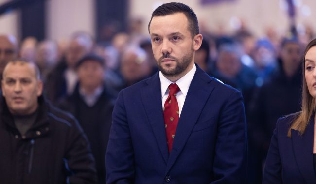 PDK-ja s’e mbështet Osmanin për presidente, e gatshme të shkojë në zgjedhje