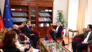 Gonzato takon Gjiknurin dhe Bylykbashin: Reforma zgjedhore, kyçe për integrimin në BE