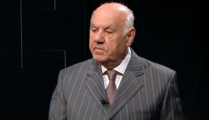 Ish-Presidenti Alfred Moisiu dërgohet në QSUT prej komplikacioneve shëndetësore