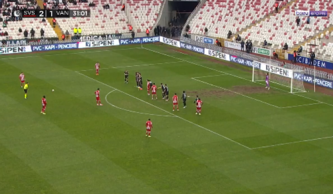 Rey Manaj realizon dopietë me Sivassporin