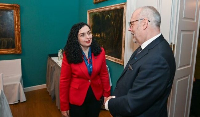 Estonia i uron përvjetorin e pavarësisë Kosovës