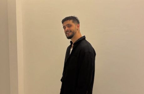 Drama e DJ Gimbos: Një natë te gjyshja i dha fund martesës së prindërve