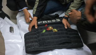 129 gazetarë të vrarë në 2025, alarm global