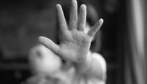 Policia e Shtetit apel për sigurinë e fëmijëve: Rritje e rasteve të shfrytëzimit seksual online