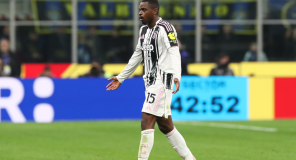 Pse VAR-i nuk ndërhyri pas kartonit të kuq të Pierre Kalulu