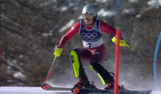 Lara Colturi dinjitoze, por pa medalje