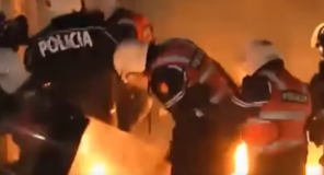 Protesta e opozitës, Lamallari: Sulm i nxitur kriminal, shkelje e të drejtës për tubim paqësor